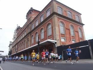 A quinta edição da corrida será disputada neste domingo, a partir de 7h45, com largada e chegada na Praça Charles Miller, em frente ao estádio do Pacaembu / Foto: Sérgio Shibuya / ZDL